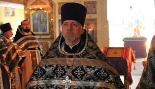 В день памяти равноапостольного Мефодия архиепископ Юстиниан совершил Литургию Преждеосвященных даров в храме Софии Элисты 