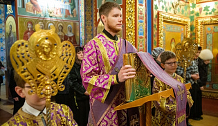 В день памяти 40 мучеников Севастийских архиепископ Юстиниан совершил Литургию в Казанском соборе Элисты 